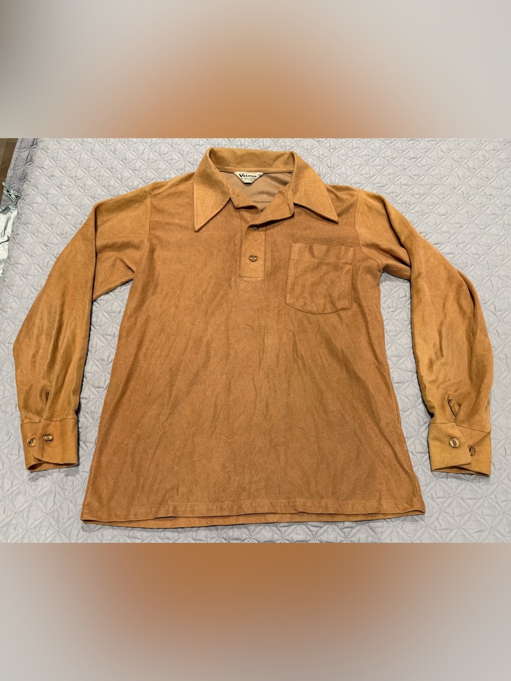 VTG 70s Velour Polo Shirt Mens Med Armel Dagger Collar Carmel Brown True Vintage